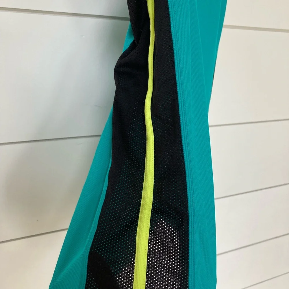 Nike Dri Fit tank top XS racer back - Picture 6 of 8